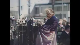 Albert Einstein Rede Funkausstellung 1930 HD, Koloriert   YouTube