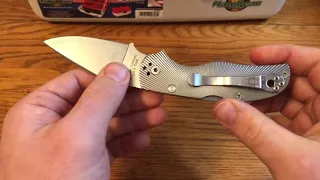 1 Minute Overview: Spyderco Native 5 Fluted Titanium