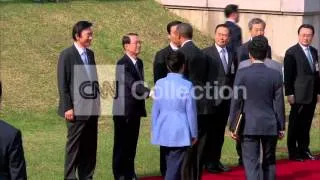 SOUTH KOREA: OBAMA PARK ARRIVE AT BLUE HOUSE