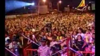 Machala turismo ELVIS CRESPO  - SUAVEMENTE en concierto