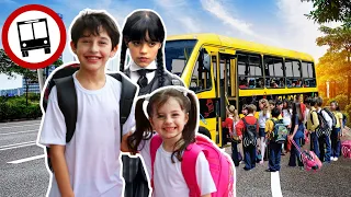 Mimi e Julinha ensina as regras do ônibus escolar com amigos | Mimi Julinha teach School bus rules