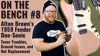 ON THE BENCH #8: Alton Brown's 1959 Fender Duo-Sonic! This is wild