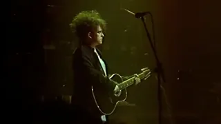 The Cure - In Between Days (Live) (Subtitulado)