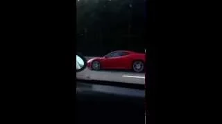 Ferrari vs Porsche - Short clip on the swedish highway