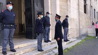 Napoli, l'omaggio della Penitenziaria al poliziotto ucciso