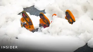 People Bathe In Toxic Foam In India's Yamuna River