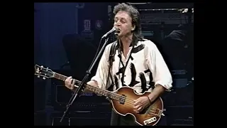 Paul McCartney - Paperback Writer (Live in Charlotte 1993)