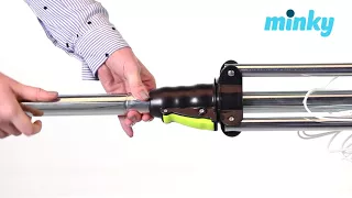 Easy Breeze Twist and Lock Operation