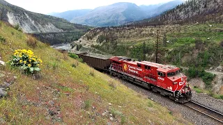 Canada’s Railways Pull Empty & Loaded Hopper Trains Thru Curves & Tunnels In The Canyon!