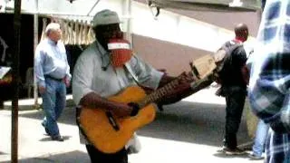 Aweome busker in South African open market in Johannesburg