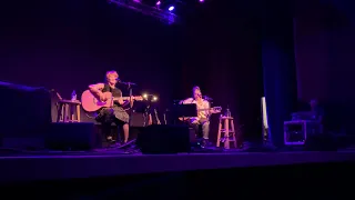 Shawn Colvin KT Tunstall “Words” (Beegees Cover) live @ Kent Stage April 28, 2024