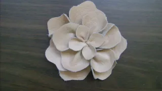 Миленький цветок из кожи. DIY Flower from a leather.