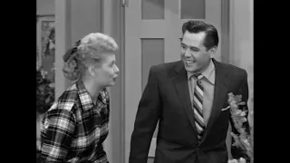 I Love Lucy | On Christmas Eve, the Ricardos and the Mertzes recall past events in their lives