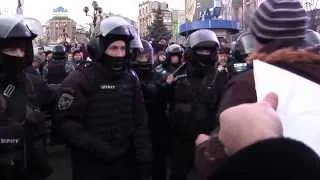 БЕРКУТ столкнулся с журналистами на  Евромайдане  / Berkut faced with journalists evromaydane