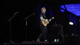 Ed Sheeran - Shivers (Mathematics Tour Manila)