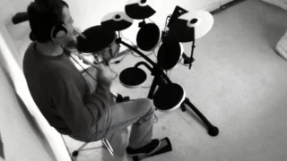 Playing on drumless track, Cream  -  White Room.