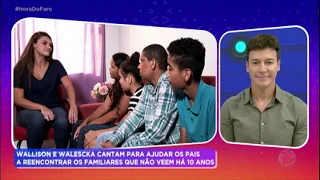 Irmãos cantam para ajudar os pais a reencontrar a família