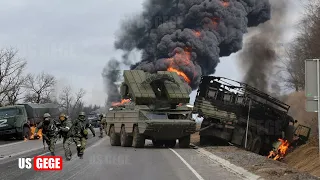 ATTACK FOOTAGE!! Ukrainian marines destroy 650 Russian troops and 5 armored vehicles in Tavria