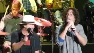 HUNGER STRIKE Live Temple of the Dog Pearl Jam Chris Cornell Bridge School Benefit Mountain View