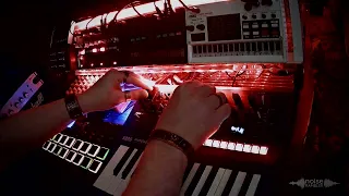 Red synth live jam with Korg Monologue, Volca Bass, Akai MPX16.