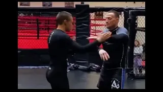 Rose Namajunas training kung fu for Zhang Weili  UFC261