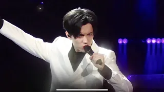 Димаш / Dimash  《  The Love Of Tired Swans  》  D-Dynasty Moscow Concert 2019  fancam