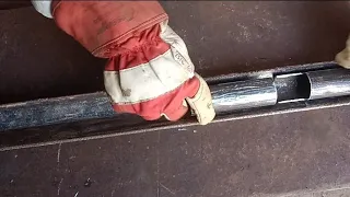 Metal pipe fabrication cutting and welding tricks||Pipe ko apas main jorny ka sahe tarika👉👈