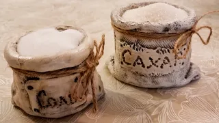 Сахарница и солонка в деревенском стиле. Rustic style sugar bowl and salt shaker.