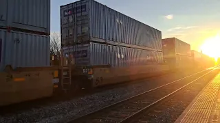 Sunset! BNSF 7600 East Z-SBDWSP 2/22/24.