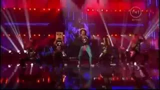 LMFAO - Party Rock Anthem Sexy And I Know It - American Music Awards 2011 (HD)