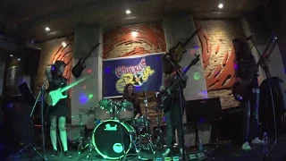 Cracklin'Groove com Papai Noel Velho Batuta  no Bar Salvador Dali 02-12-2018