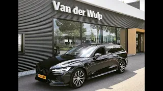 Volvo V60 Modeljaar 2023 Facelift. Ultimate Dark | Recharge.