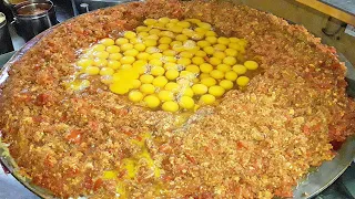 मुंबई का फेमस अंडा भुर्जी वाला | India's Biggest Scrambled Egg | Mumbai Street Food