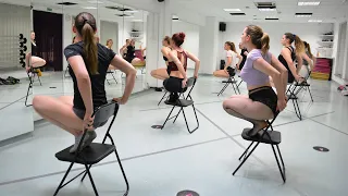 Chair Dance delavnica 5/22