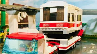 Lego C651 MRT Train Transport and Arrival