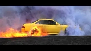 TOYOTA SOARER COLOURED SMOKE BURNOUT & CATCHES FIRE AT KANDOS 2014