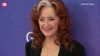 Bonnie Raitt honored with ICON Award at Billboard's Women In Music 2022.