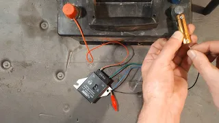 how to check the voltage regulator of a car alternator.