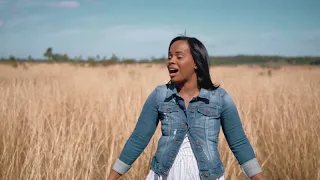 Forjada En EL Desierto (Video Oficial) - Zuleyka Barreiro