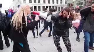 Freeze flash mob in Oslo