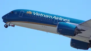 Vietnam Airlines Airbus A350-900 VN-A889 Takeoff from NRT 34R