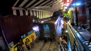 Aperçu du chemin de fer au Vietnam (train street)