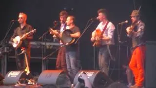 We Banjo 3-Down the River I Go Uncle Joe live at Irishfest in Milwaukee, WI 8-15-14