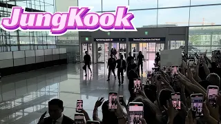 BTS JungKook(정국) Full Ver. | Humble Prince close to the fans | Airport Departure