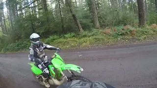 1994 Honda CR250 vs 2000 KX250 - 2 Stroke Battle!