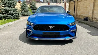 FORD MUSTANG