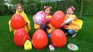 Что дети нашли в яйцах с сюрпризами Easter Surprise Eggs Hunt меняемся Подарками