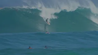 Surfers at Laniakea on 1-10-2021