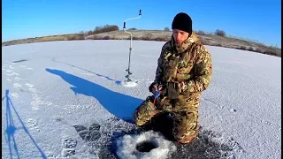 Эта мормышка опять выручает! Зимняя рыбалка на безмотылку. Рыбалка на мормышку 2018.