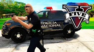 JUGANDO LA VIDA DE UN POLICIA EN GTA 5 !! (VIDA REAL MODS) - ElChurches
